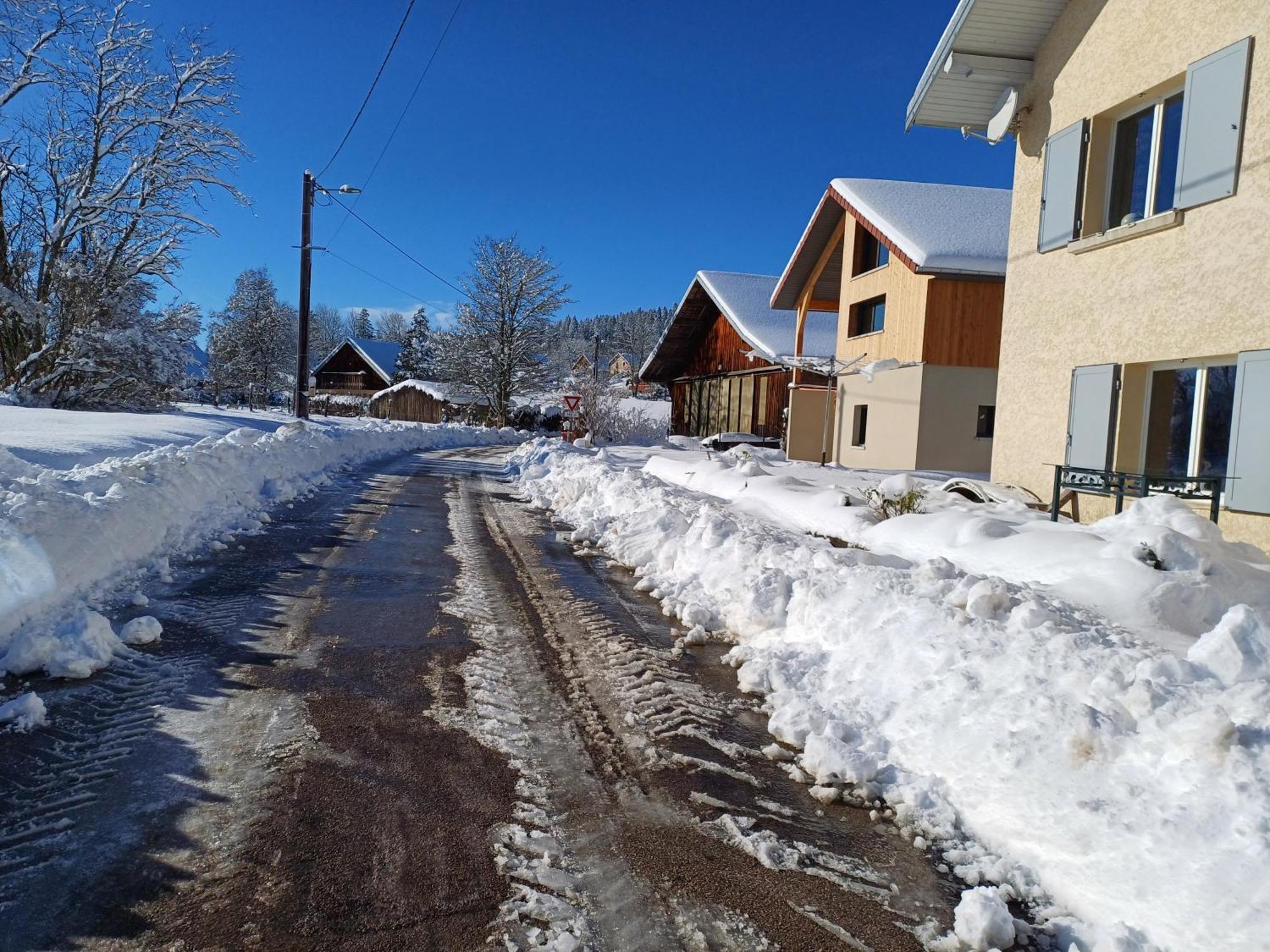 Fab Apartment Saint-Point-Lac Exterior photo